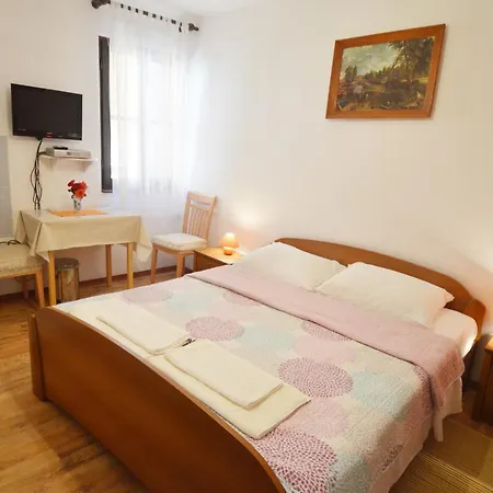 Apartment Andronella In Centre *